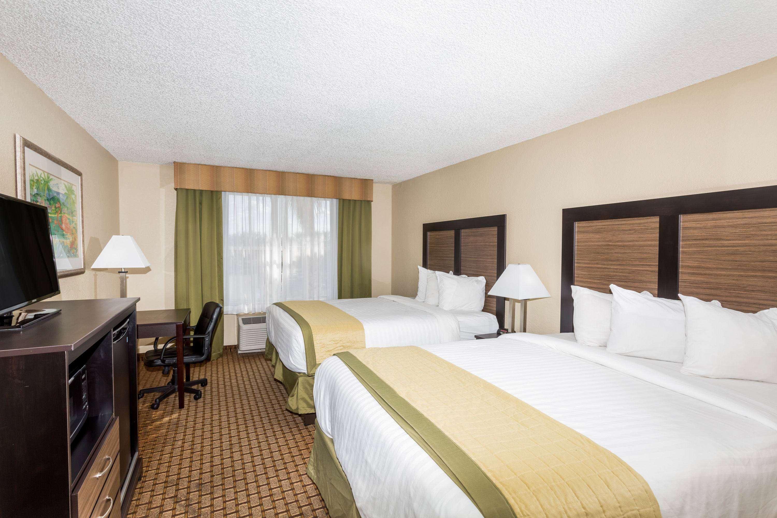 Baymont By Wyndham Fort Myers Airport Ngoại thất bức ảnh