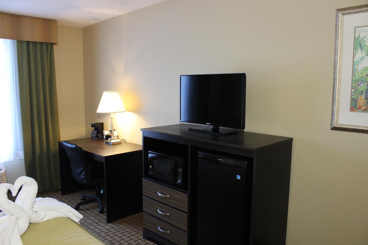 Baymont By Wyndham Fort Myers Airport Ngoại thất bức ảnh