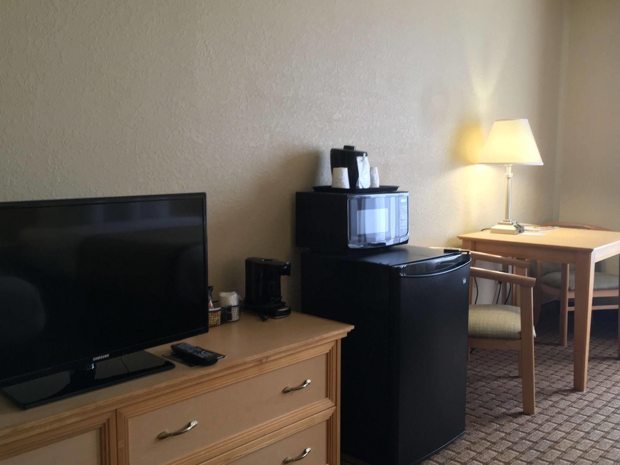 Baymont By Wyndham Fort Myers Airport Ngoại thất bức ảnh