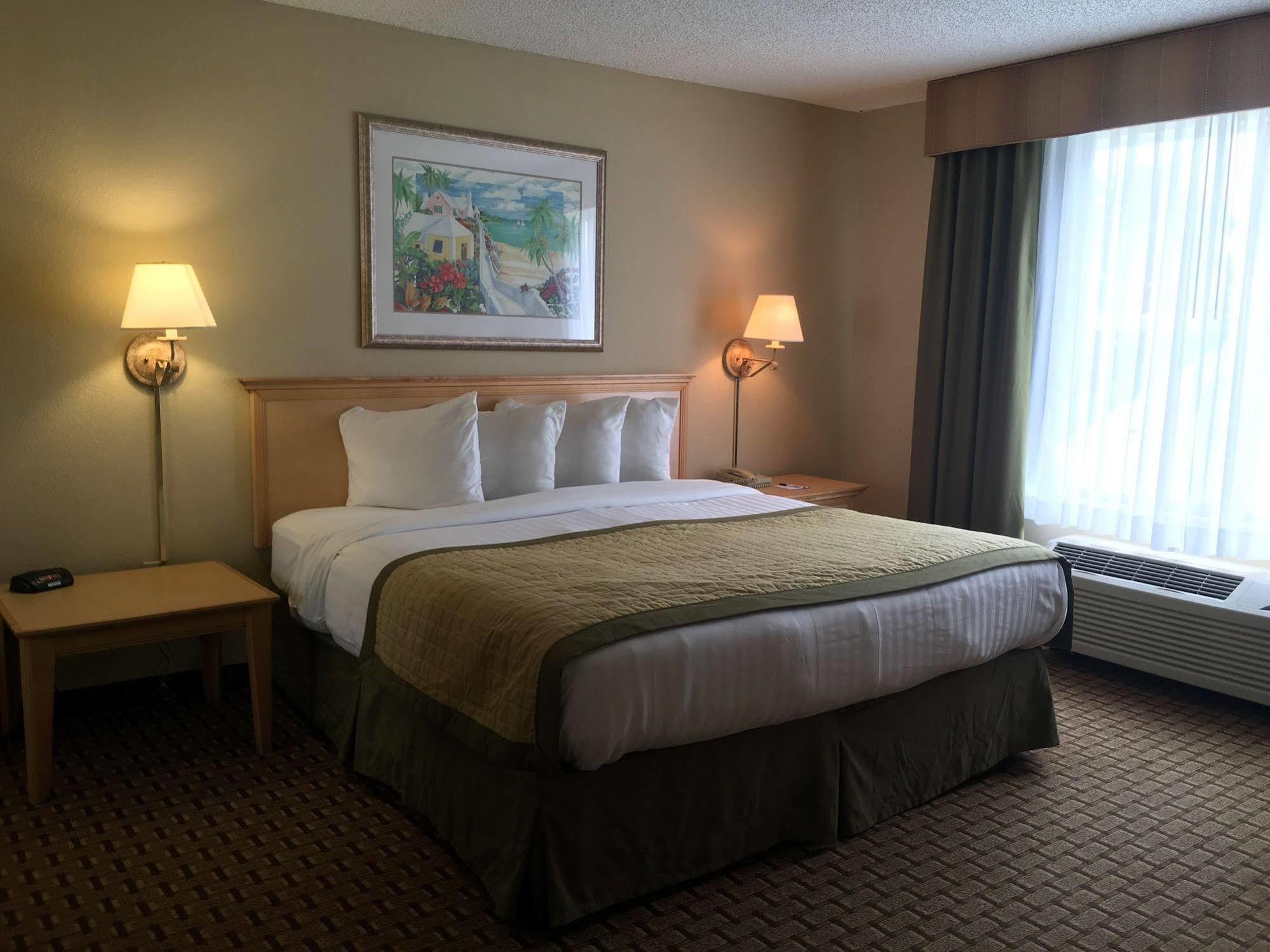Baymont By Wyndham Fort Myers Airport Ngoại thất bức ảnh