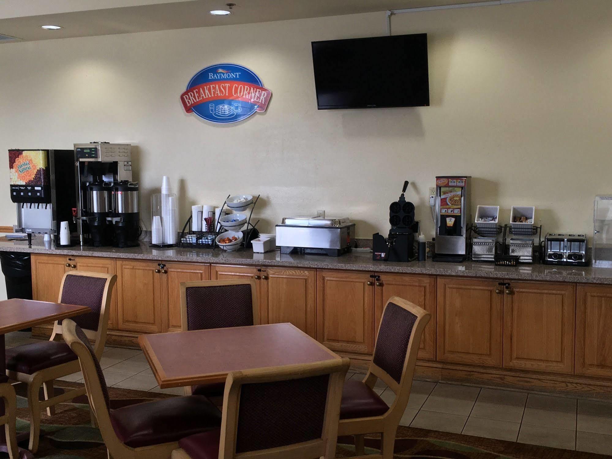 Baymont By Wyndham Fort Myers Airport Ngoại thất bức ảnh